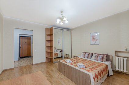 48 м², 1-комнатная квартира 2 999 ₽ в сутки - изображение 89