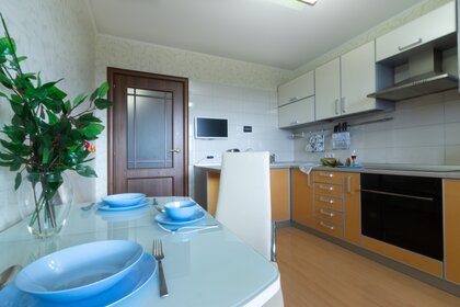 50 м², 1-комнатная квартира 2 500 ₽ в сутки - изображение 102
