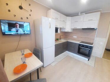 45 м², 2-комнатная квартира 2 800 ₽ в сутки - изображение 80