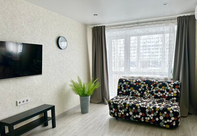 35 м², 1-комнатная квартира 2 300 ₽ в сутки - изображение 84
