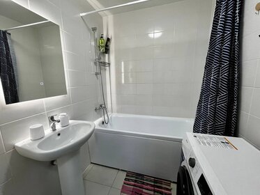 75 м², 3-комнатная квартира 4 900 ₽ в сутки - изображение 95