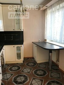Купить двухкомнатную квартиру в многоэтажном доме в округе Свердловский в Иркутске - изображение 26