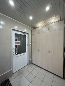 Купить однокомнатную квартиру в многоэтажном доме у метро Выборгская (красная ветка) в Санкт-Петербурге и ЛО - изображение 30