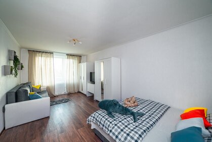 35 м², 1-комнатная квартира 2 500 ₽ в сутки - изображение 55