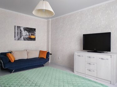 45 м², 2-комнатная квартира 3 000 ₽ в сутки - изображение 62