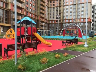Купить трехкомнатную квартиру с балконом в ЖК «Приморский квартал» в Санкт-Петербурге и ЛО - изображение 51