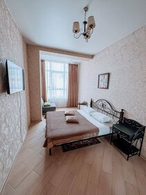 54 м², 1-комнатная квартира 6 500 ₽ в сутки - изображение 37