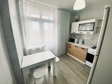 32 м², 1-комнатная квартира 1 800 ₽ в сутки - изображение 58