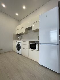 37,5 м², квартира-студия 3 500 ₽ в сутки - изображение 19