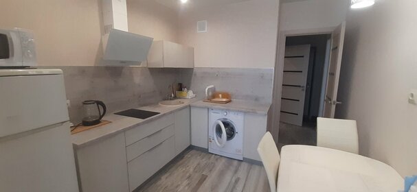 41,5 м², квартира-студия 4 500 ₽ в сутки - изображение 48