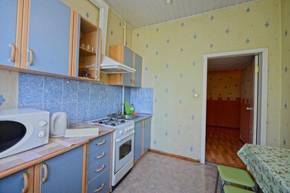 37 м², 1-комнатная квартира 2 500 ₽ в сутки - изображение 21