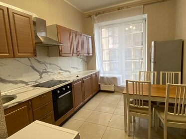 180 м², 4-комнатная квартира 18 900 ₽ в сутки - изображение 86