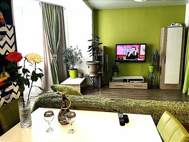 45 м², 2-комнатная квартира 2 500 ₽ в сутки - изображение 70