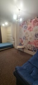 33 м², квартира-студия 3 600 ₽ в сутки - изображение 12