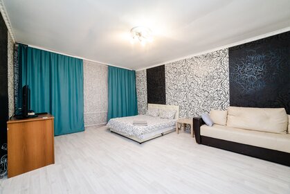 33 м², 1-комнатная квартира 2 500 ₽ в сутки - изображение 95