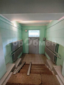 Купить двухкомнатную квартиру в высотках у метро Парнас (синяя ветка) в Санкт-Петербурге и ЛО - изображение 35