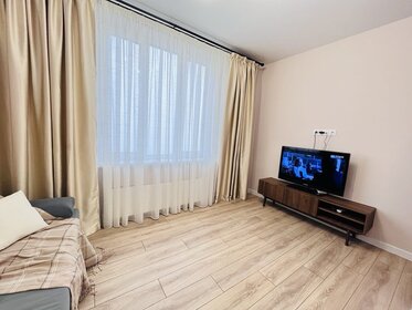 62 м², 2-комнатная квартира 2 900 ₽ в сутки - изображение 101