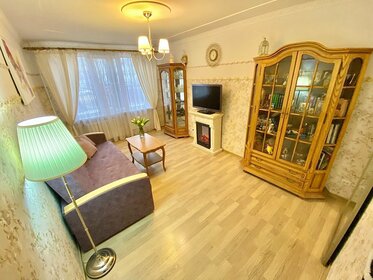 39 м², 1-комнатная квартира 2 600 ₽ в сутки - изображение 13