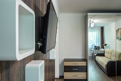 56 м², 2-комнатная квартира 2 200 ₽ в сутки - изображение 50
