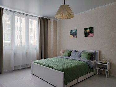 55 м², 1-комнатная квартира 3 500 ₽ в сутки - изображение 38