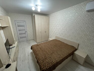 32 м², 1-комнатная квартира 1 300 ₽ в сутки - изображение 38