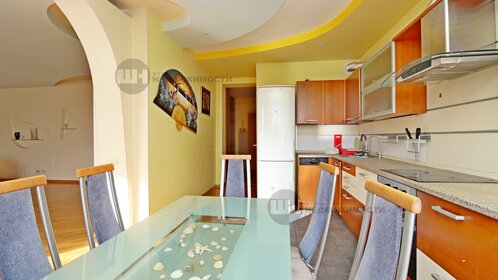 Купить квартиру с высокими потолками на улице имени Дзержинского в Краснодаре - изображение 13