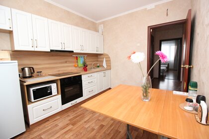 35 м², 1-комнатная квартира 1 300 ₽ в сутки - изображение 42