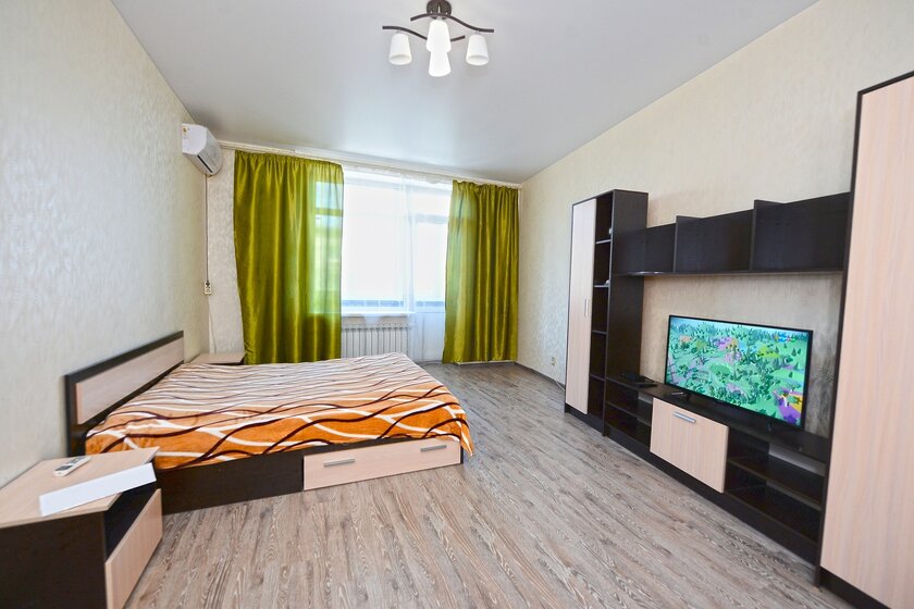 35 м², 1-комнатная квартира 1 900 ₽ в сутки - изображение 1