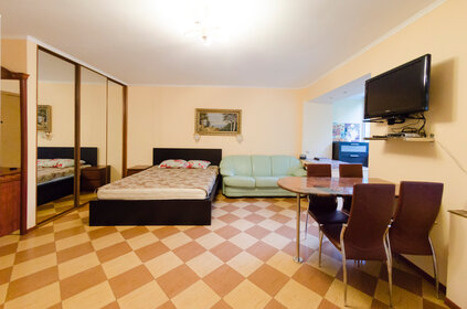 45 м², 1-комнатная квартира 2 600 ₽ в сутки - изображение 89