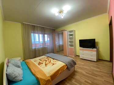 54 м², 1-комнатная квартира 2 500 ₽ в сутки - изображение 37