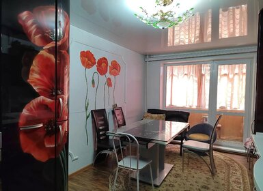 Купить трехкомнатную квартиру с балконом в ЖК «КИТ» в Москве и МО - изображение 42