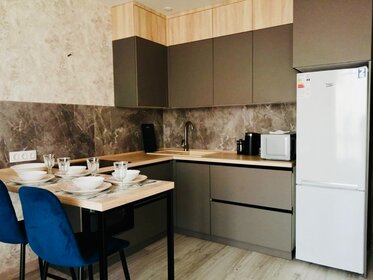 60 м², 2-комнатная квартира 2 800 ₽ в сутки - изображение 52