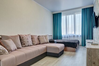 55 м², 1-комнатная квартира 2 000 ₽ в сутки - изображение 42