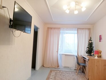 65 м², 3-комнатная квартира 3 200 ₽ в сутки - изображение 96