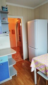 63 м², 2-комнатная квартира 2 200 ₽ в сутки - изображение 27