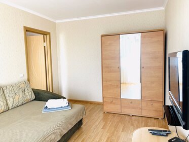 33 м², 1-комнатная квартира 2 800 ₽ в сутки - изображение 60