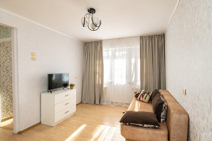 35 м², 1-комнатная квартира 3 500 ₽ в сутки - изображение 56