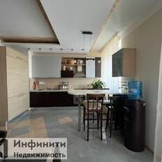 Квартира 210 м², 4-комнатная - изображение 1