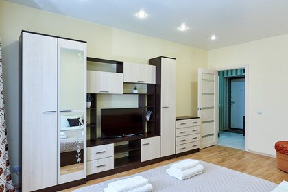 58 м², 2-комнатная квартира 1 700 ₽ в сутки - изображение 41