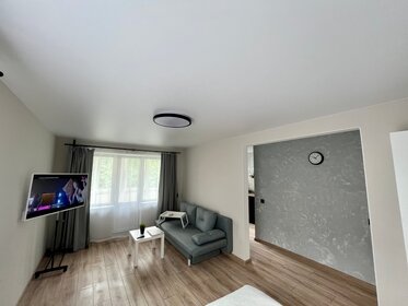 49 м², 1-комнатная квартира 1 800 ₽ в сутки - изображение 44