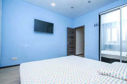 43 м², 2-комнатная квартира 2 600 ₽ в сутки - изображение 88