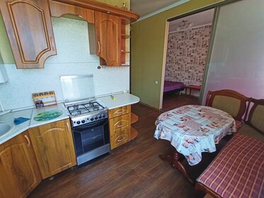 55 м², 2-комнатная квартира 1 590 ₽ в сутки - изображение 95