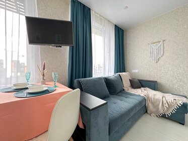 25 м², квартира-студия 3 990 ₽ в сутки - изображение 74