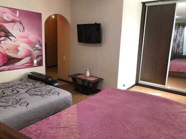 52 м², 2-комнатная квартира 2 380 ₽ в сутки - изображение 63