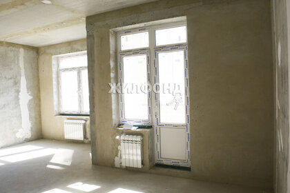 Купить квартиру с балконом на улице Волховский переулок в Санкт-Петербурге - изображение 12