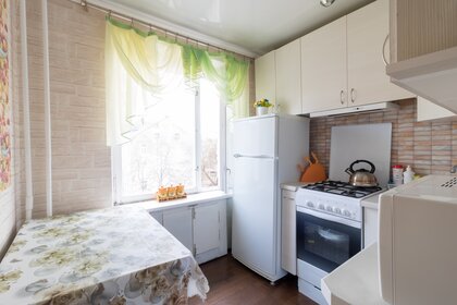 30 м², 1-комнатная квартира 2 200 ₽ в сутки - изображение 24