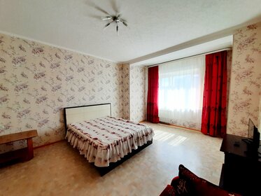 46 м², 1-комнатная квартира 2 800 ₽ в сутки - изображение 56