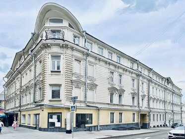 Снять квартиру с высокими потолками на улице Очаковское шоссе в Москве - изображение 1