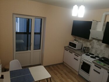 70 м², 2-комнатная квартира 2 500 ₽ в сутки - изображение 54