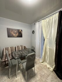 60 м², 2-комнатная квартира 2 100 ₽ в сутки - изображение 97